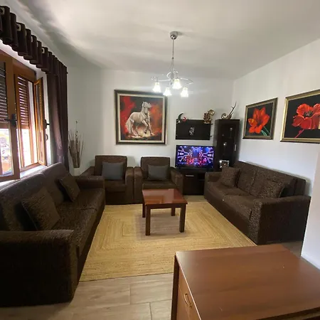 Kalea * Pogradec